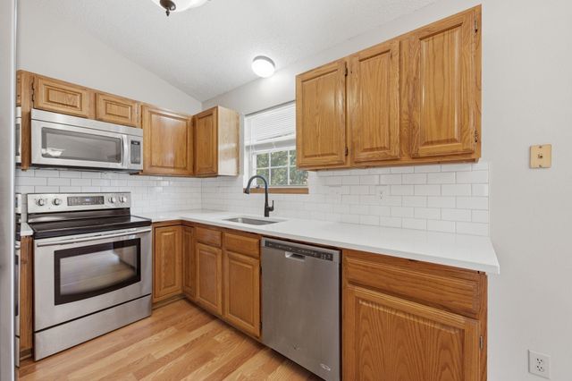 8110 W Westlawn, Wichita, KS 67212