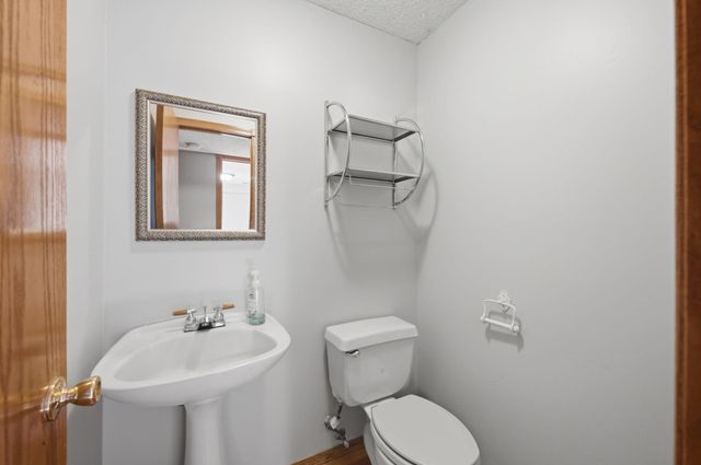 8110 W Westlawn, Wichita, KS 67212