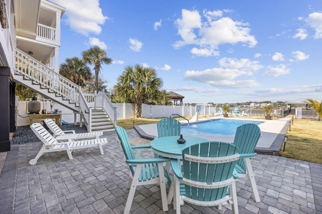 414 S Dogwood Drive, Murrells Inlet, SC 29576