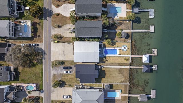 414 S Dogwood Drive, Murrells Inlet, SC 29576