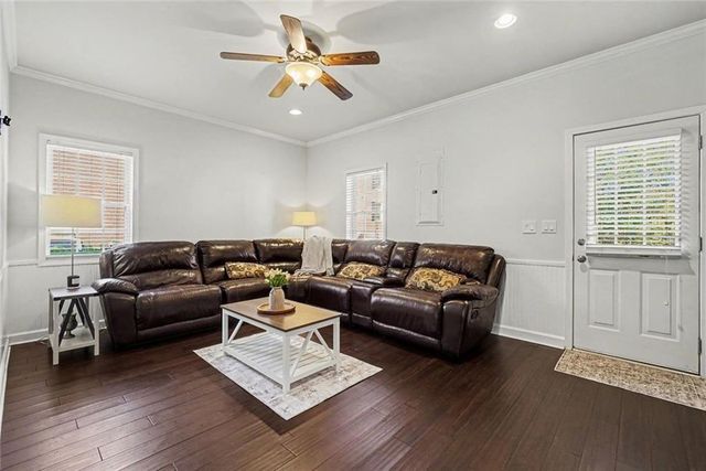 3001 Waters Edge Trail, Roswell, GA 30075