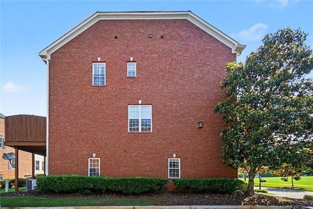 3001 Waters Edge Trail, Roswell, GA 30075