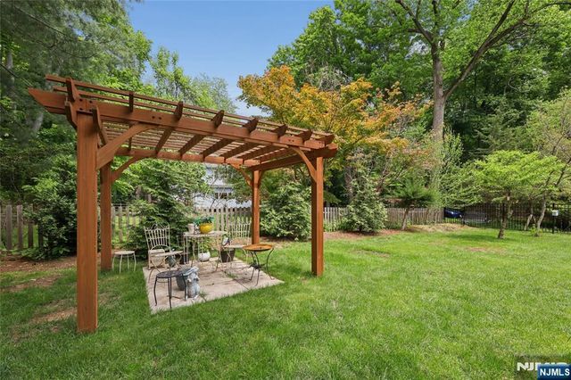 50 Whitman Street, Haworth, NJ 07641