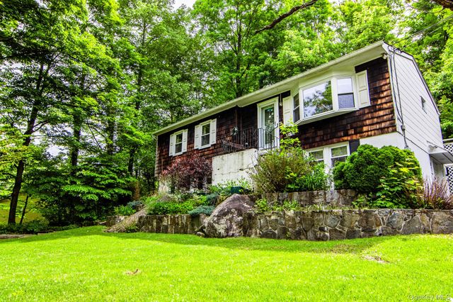 36 Rochambeau Road, Garrison, NY 10524