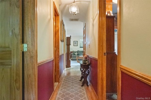 36 Rochambeau Road, Garrison, NY 10524
