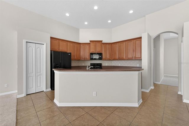 2309 SILVER TRUMPET COURT, Valrico, FL 33594