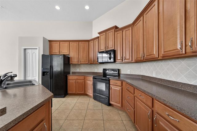 2309 SILVER TRUMPET COURT, Valrico, FL 33594