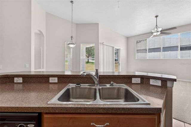 2309 SILVER TRUMPET COURT, Valrico, FL 33594