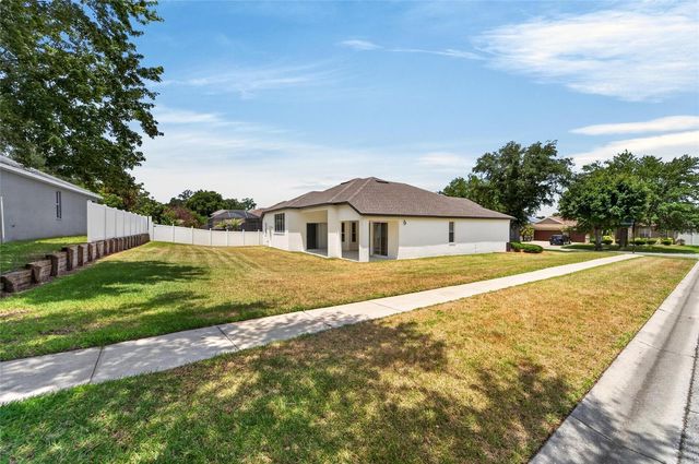2309 SILVER TRUMPET COURT, Valrico, FL 33594