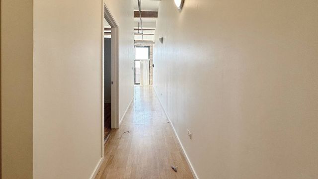 3500 S Sangamon Street 404, Chicago, IL 60609