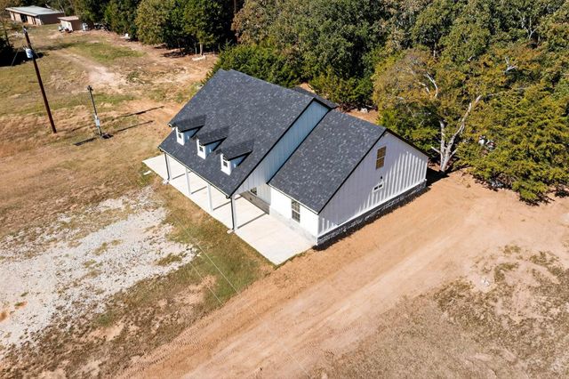 420 County Road 1130, Cumby, TX 75433