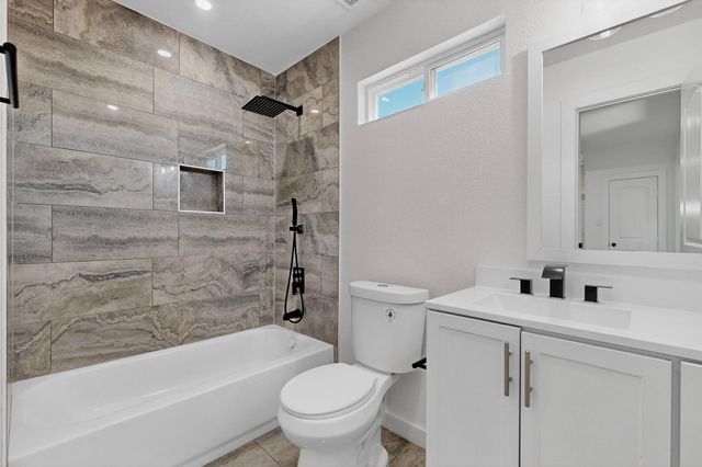 420 County Road 1130, Cumby, TX 75433