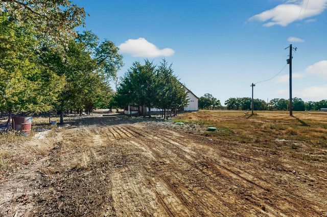 420 County Road 1130, Cumby, TX 75433
