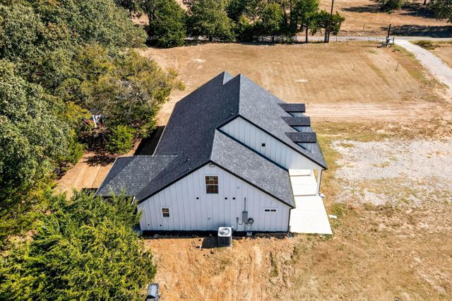 420 County Road 1130, Cumby, TX 75433