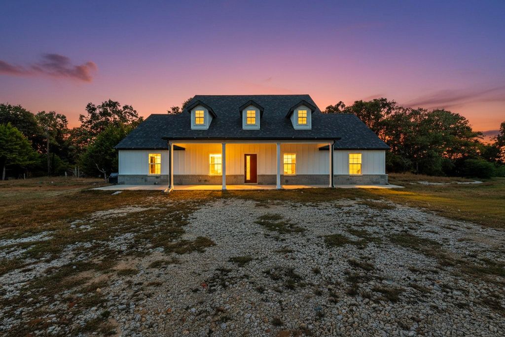 420 County Road 1130, Cumby, TX 75433