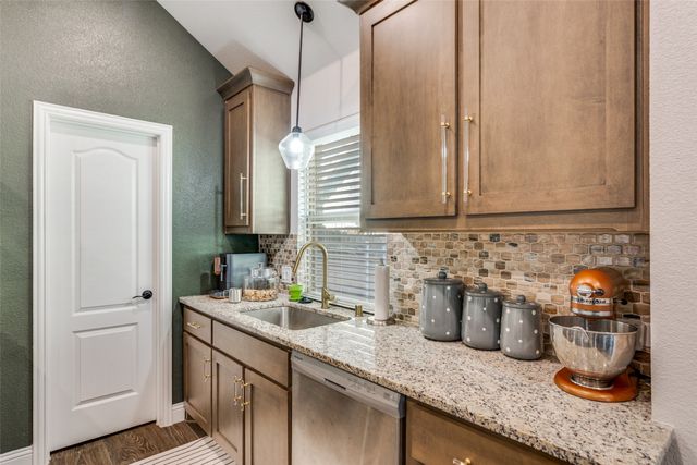 8228 Manx Point, Godley, TX 76044