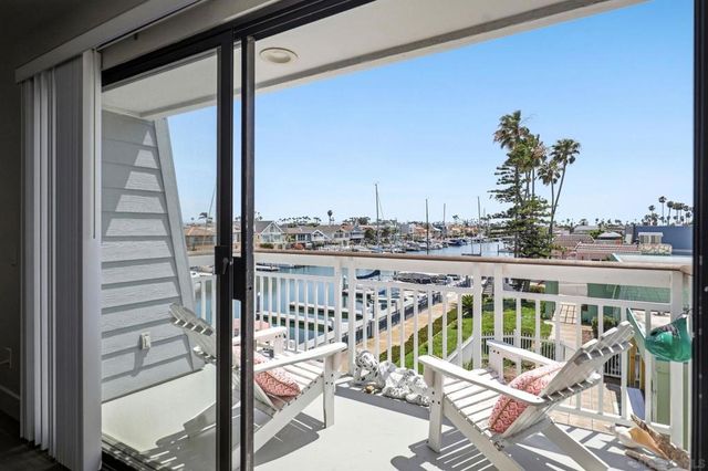 86 Montego Ct, Coronado, CA 92118