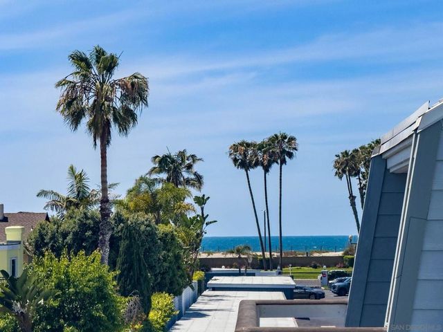 86 Montego Ct, Coronado, CA 92118