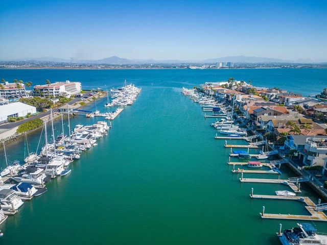 86 Montego Ct, Coronado, CA 92118
