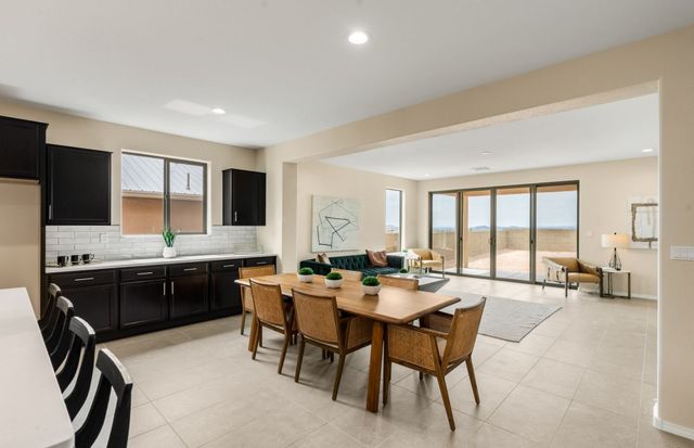 15 Calle Reflejo, Santa Fe, NM 87508