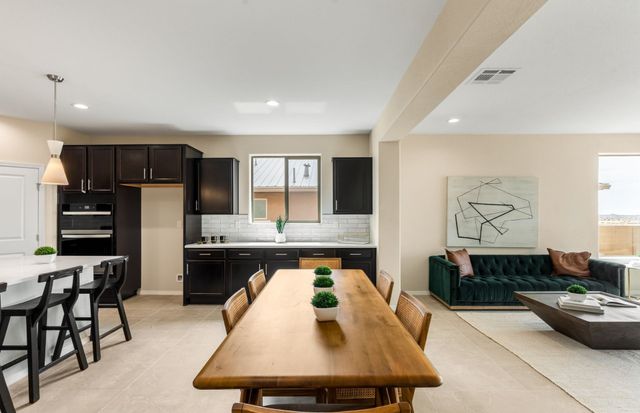 15 Calle Reflejo, Santa Fe, NM 87508