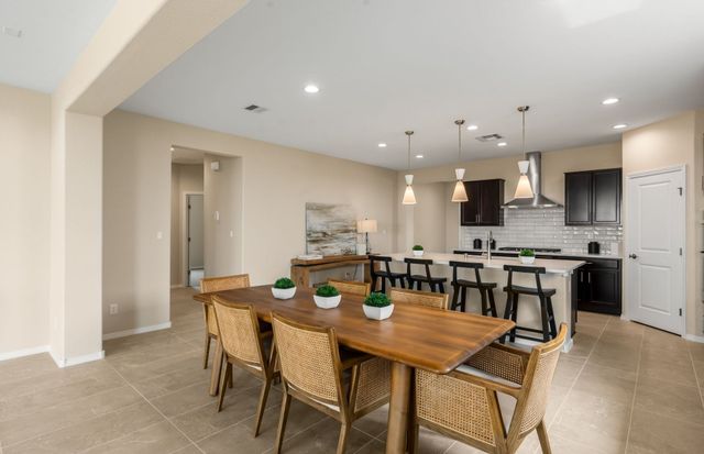 15 Calle Reflejo, Santa Fe, NM 87508