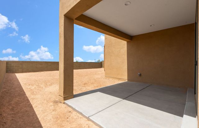 15 Calle Reflejo, Santa Fe, NM 87508