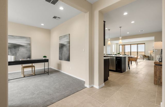 15 Calle Reflejo, Santa Fe, NM 87508