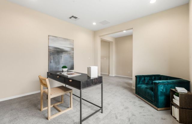 15 Calle Reflejo, Santa Fe, NM 87508