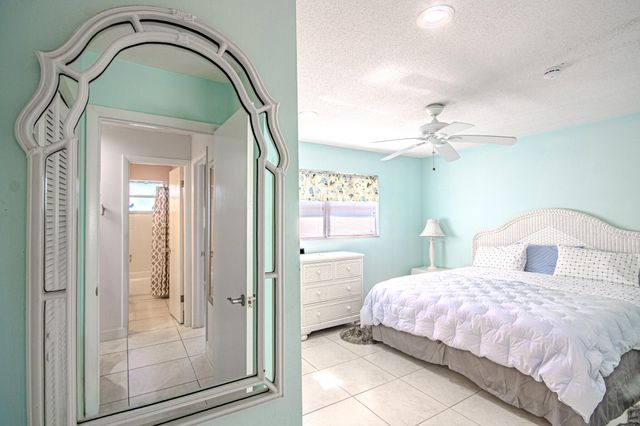 2222 NE 1st Way 202, Boynton Beach, FL 33435