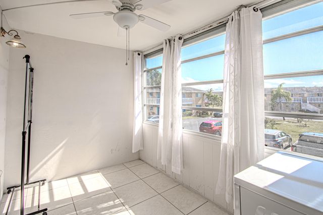 2222 NE 1st Way 202, Boynton Beach, FL 33435