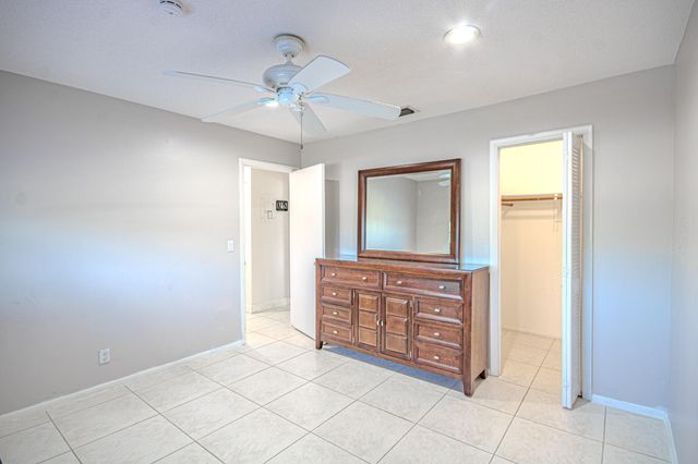 2222 NE 1st Way 202, Boynton Beach, FL 33435