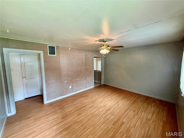 330 N 40th Street, Belleville, IL 62226