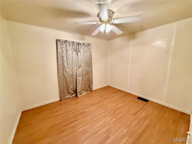 330 N 40th Street, Belleville, IL 62226