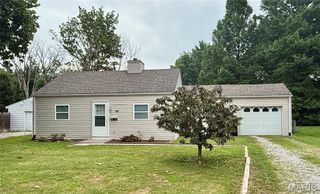 330 N 40th Street, Belleville, IL 62226
