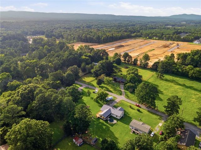 190 Beard Drive NE, Rome, GA 30165