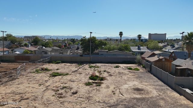 1521 W MCKINLEY Street 19, Phoenix, AZ 85007