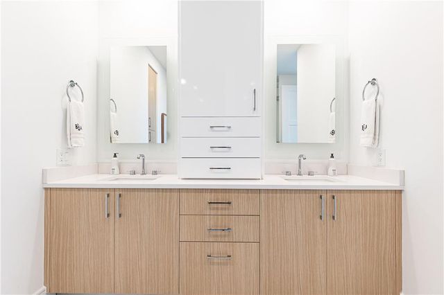 2425 Peachtree NE Road 404, Atlanta, GA 30305