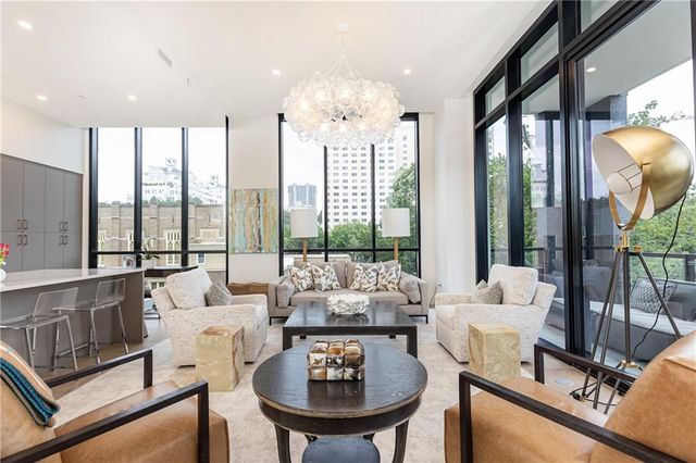 2425 Peachtree NE Road 404, Atlanta, GA 30305