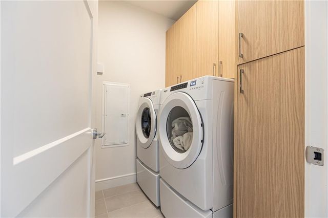 2425 Peachtree NE Road 404, Atlanta, GA 30305