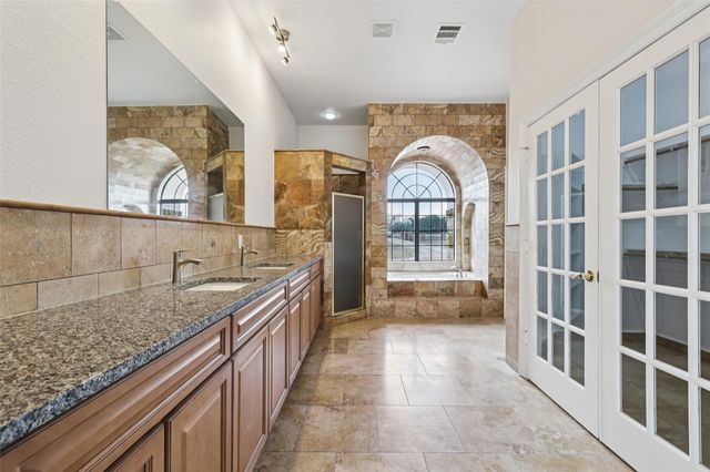 8370 Old 195, Florence, TX 76527