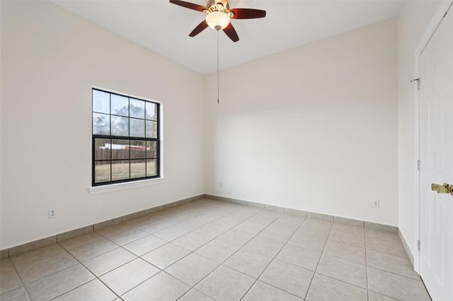 8370 Old 195, Florence, TX 76527