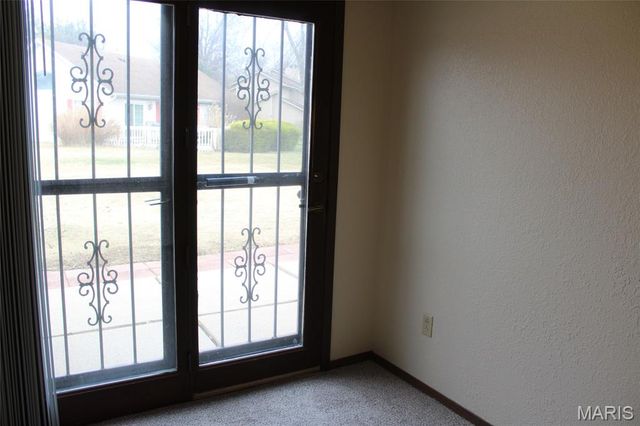 1820 MUNY VISTA Court B, Alton, IL 62002