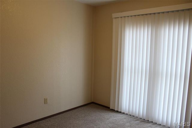 1820 MUNY VISTA Court B, Alton, IL 62002