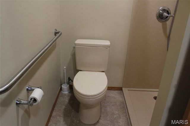 1820 MUNY VISTA Court B, Alton, IL 62002