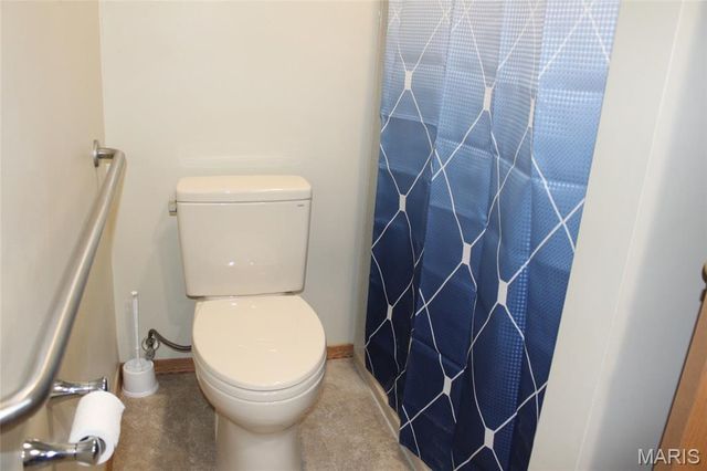 1820 MUNY VISTA Court B, Alton, IL 62002