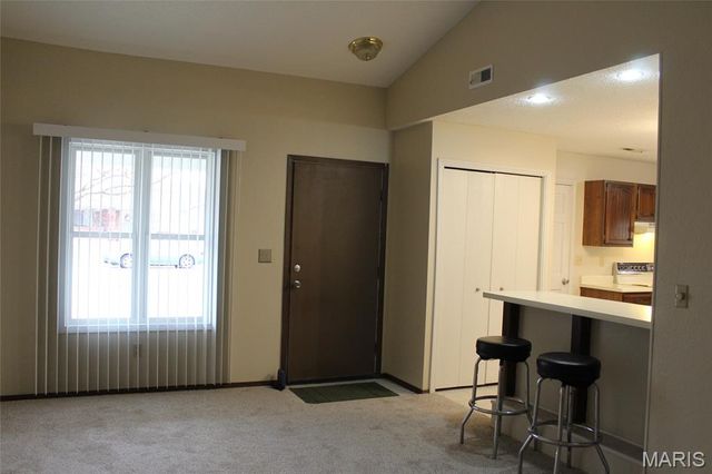 1820 MUNY VISTA Court B, Alton, IL 62002