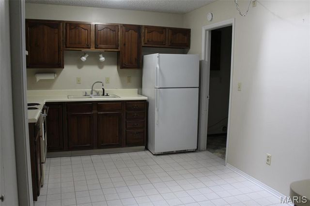 1820 MUNY VISTA Court B, Alton, IL 62002