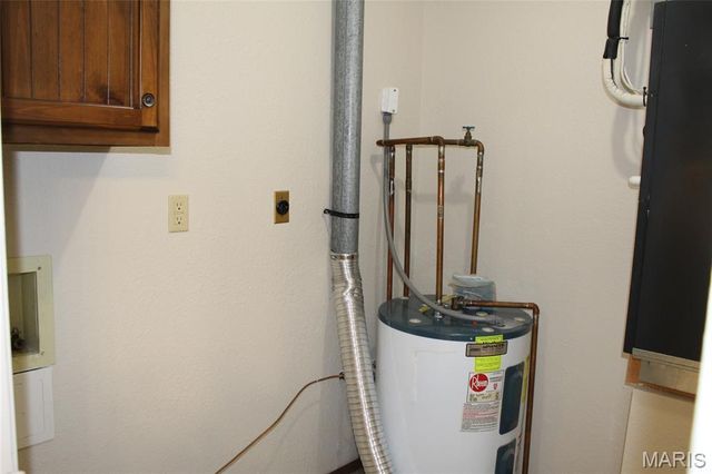 1820 MUNY VISTA Court B, Alton, IL 62002