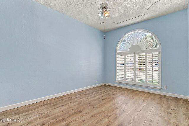 11917 PUEBLO AMABLE Way, El Paso, TX 79936